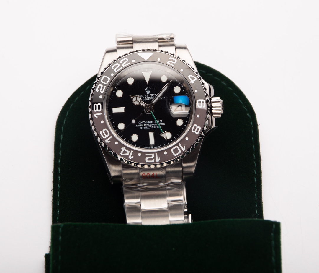 Rolex GMT-MASTER II 116710