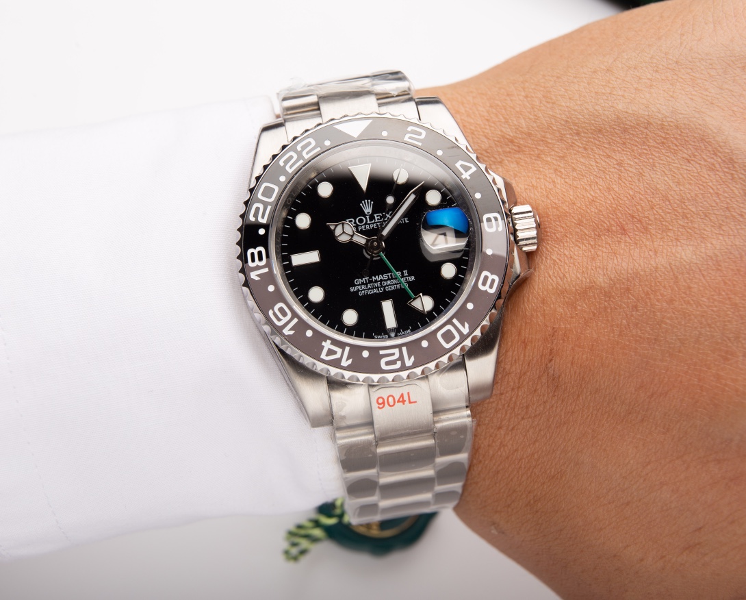 Rolex GMT-MASTER II 116710