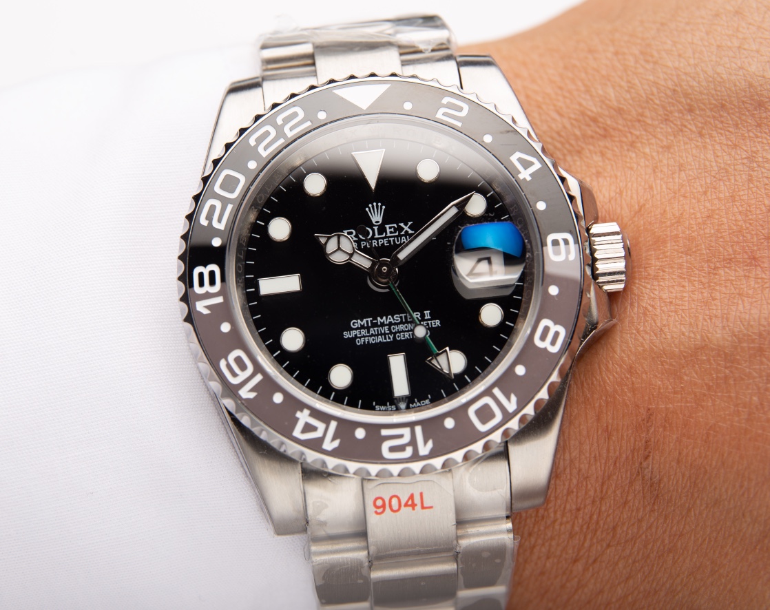 Rolex GMT-MASTER II 116710