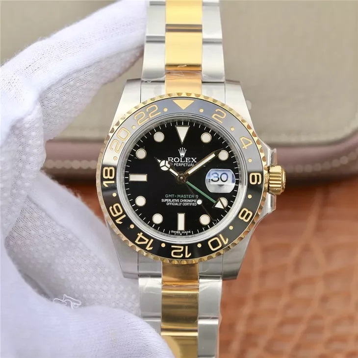 Rolex GMT-MASTER II 116713LN-0001