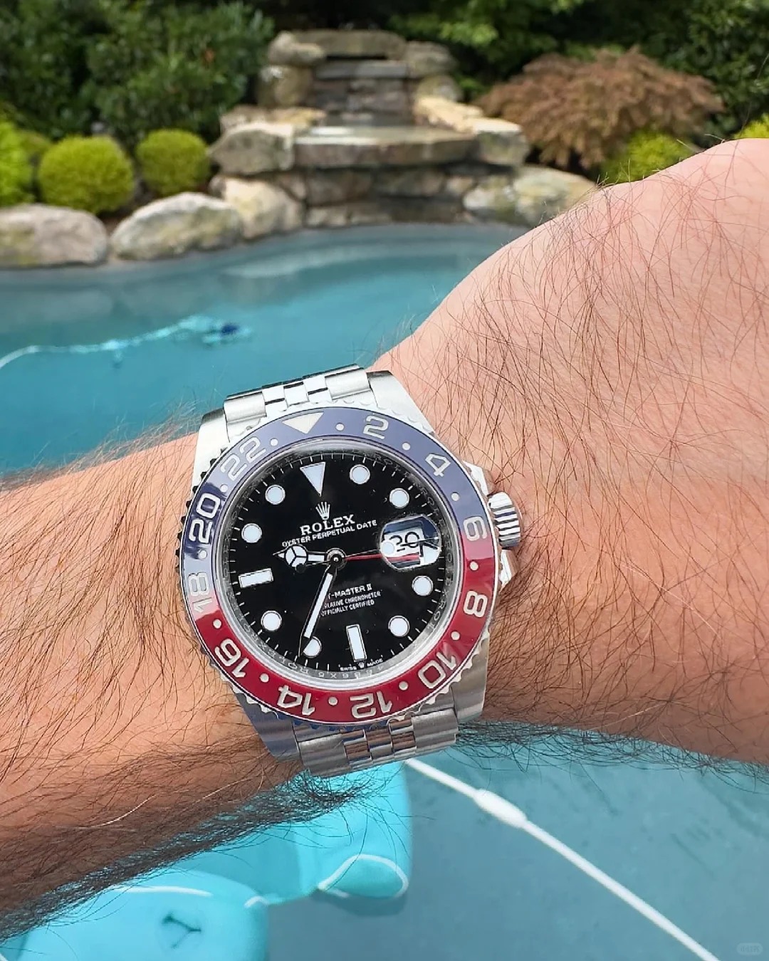 Rolex GMT-MASTER II "Pepsi" 126710BLRO