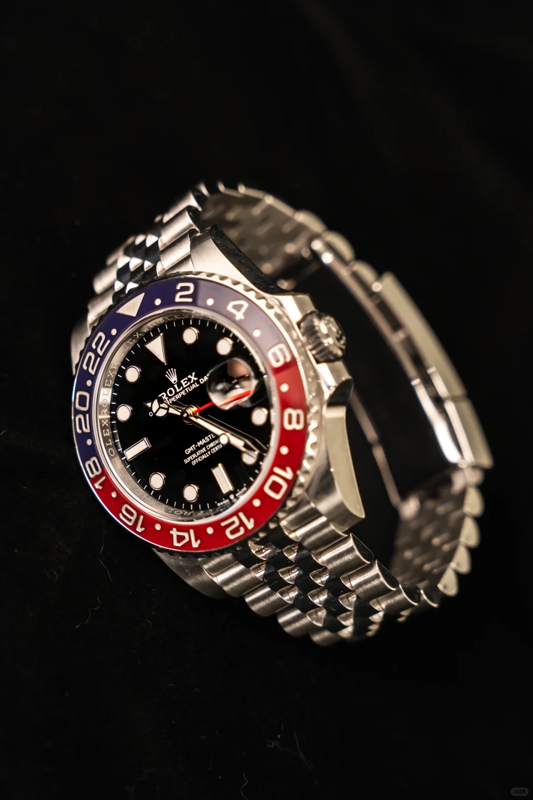 Rolex GMT-MASTER II "Pepsi" 126710BLRO