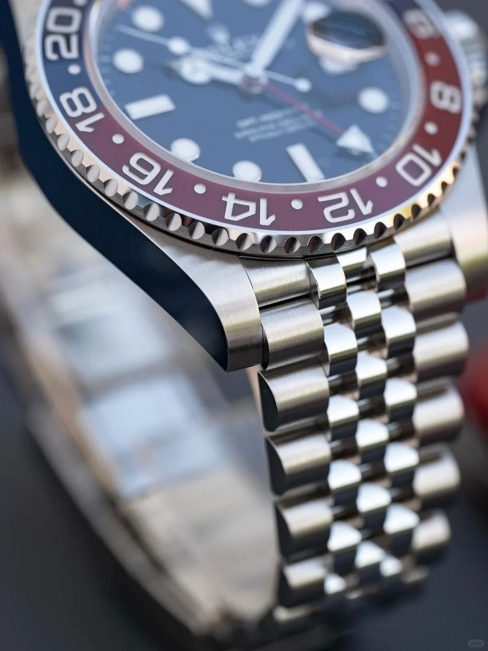 Rolex GMT-MASTER II "Pepsi" 126710BLRO