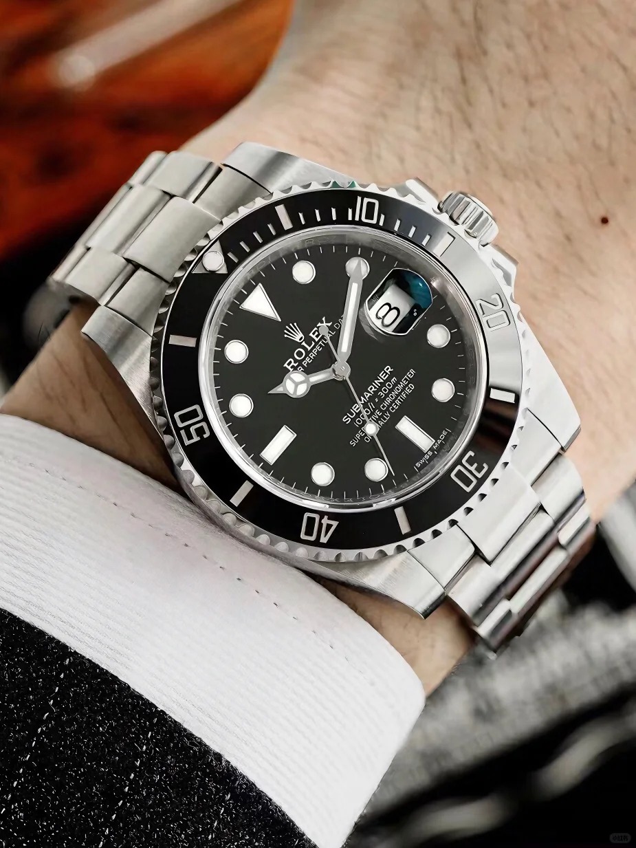 Rolex Submariner 126610LN-0001