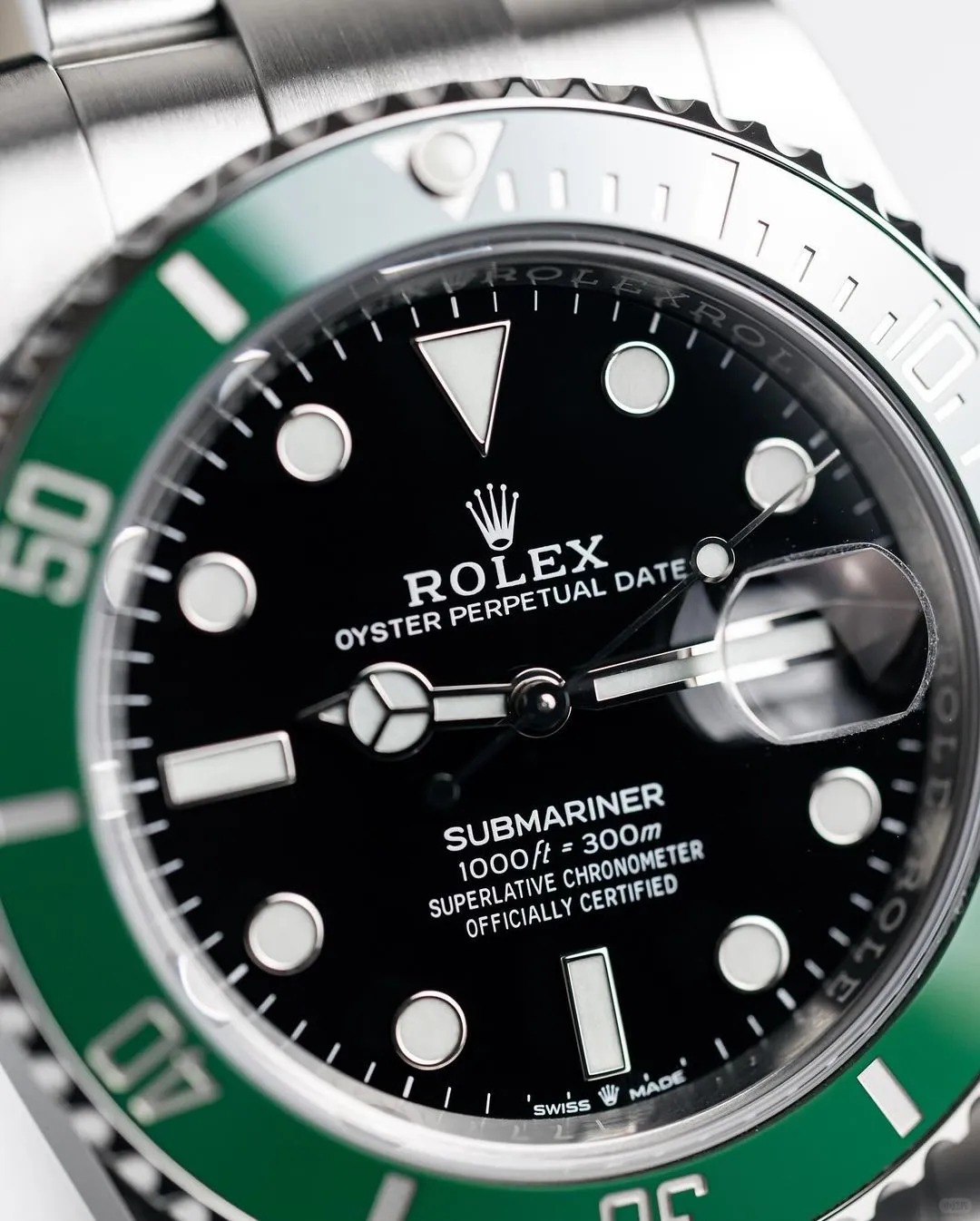 Rolex Submariner  "Kermit” 126610LV-0002